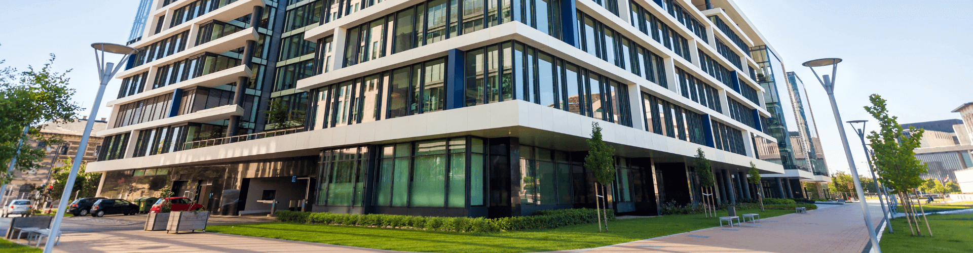 Commercial office building in Ballwin, MO in need of commercial cleaning services